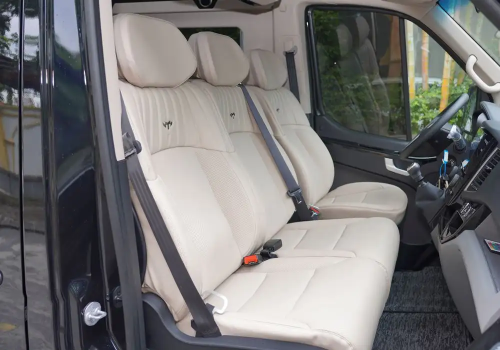 MT LIMO HYUNDAI SOLATI T10 ECO – GHẾ ROLLS ROYCE - Ảnh 5